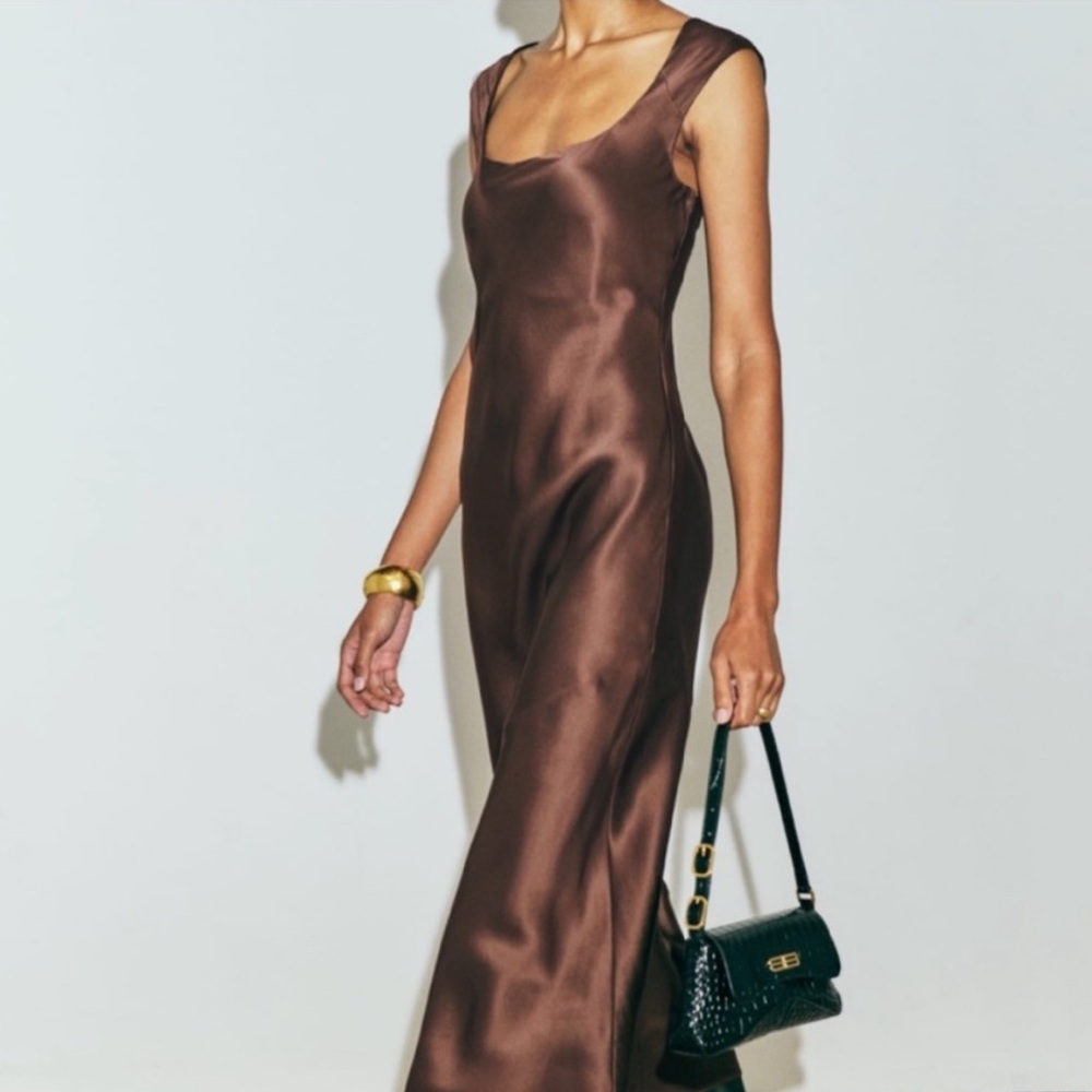 Reformation Hendrix Dress size small / S in cafe brown !